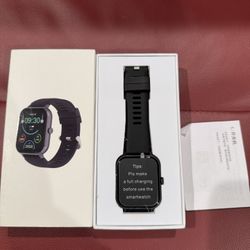 3/3 Smartwatch that can connect to Apple and Android phones