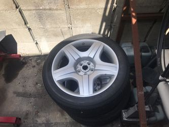 Michelin pilot ties on Bentley rims