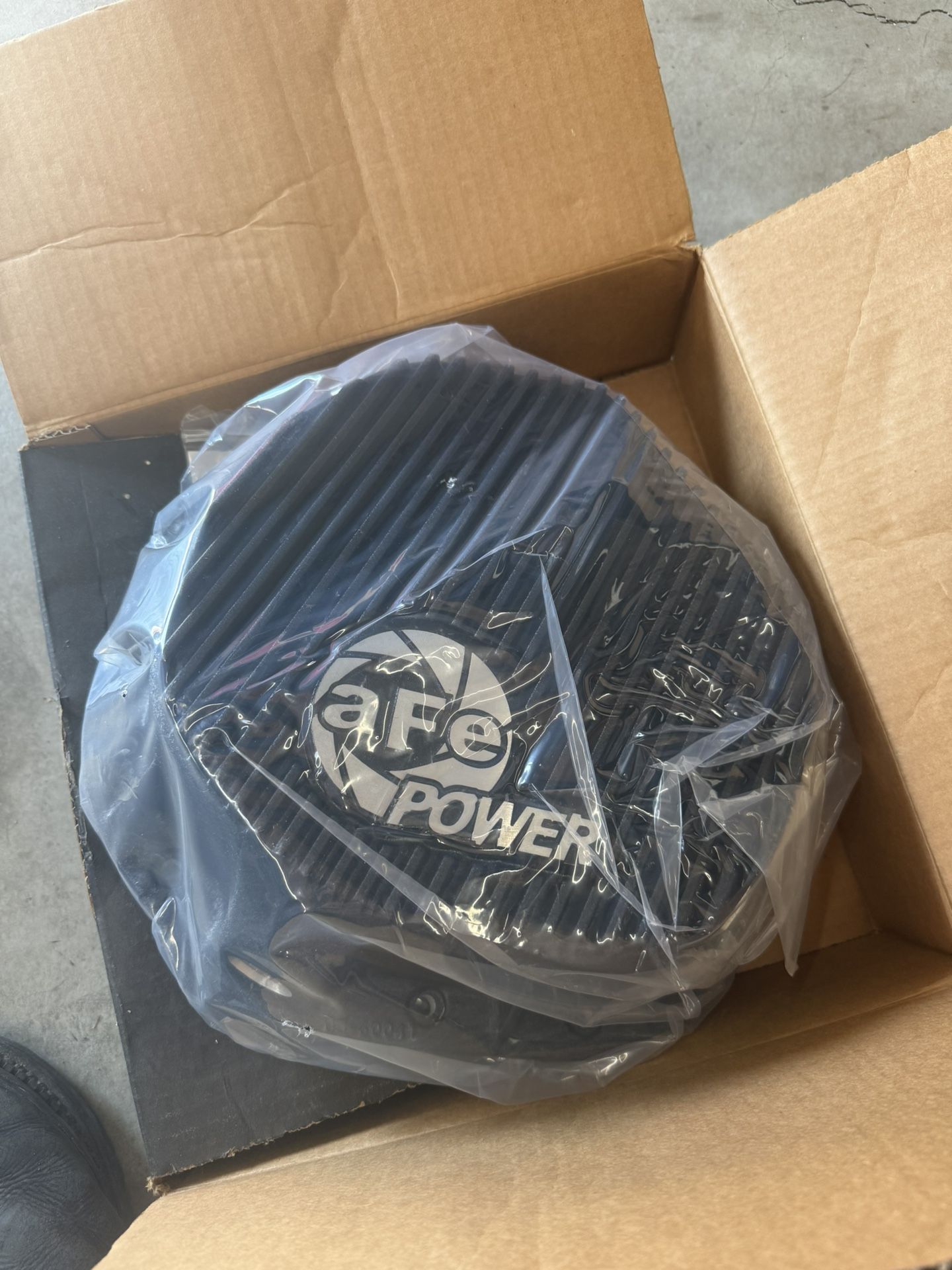 Rear Differential Cover. Ram or GM