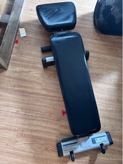 Bench and 3 sets of weights (15lbs, 25lbs, & 45lbs)