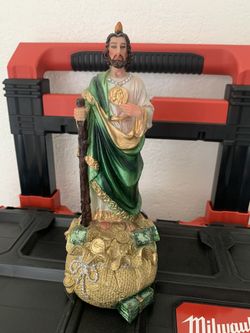 San Judas Tadeo Statue