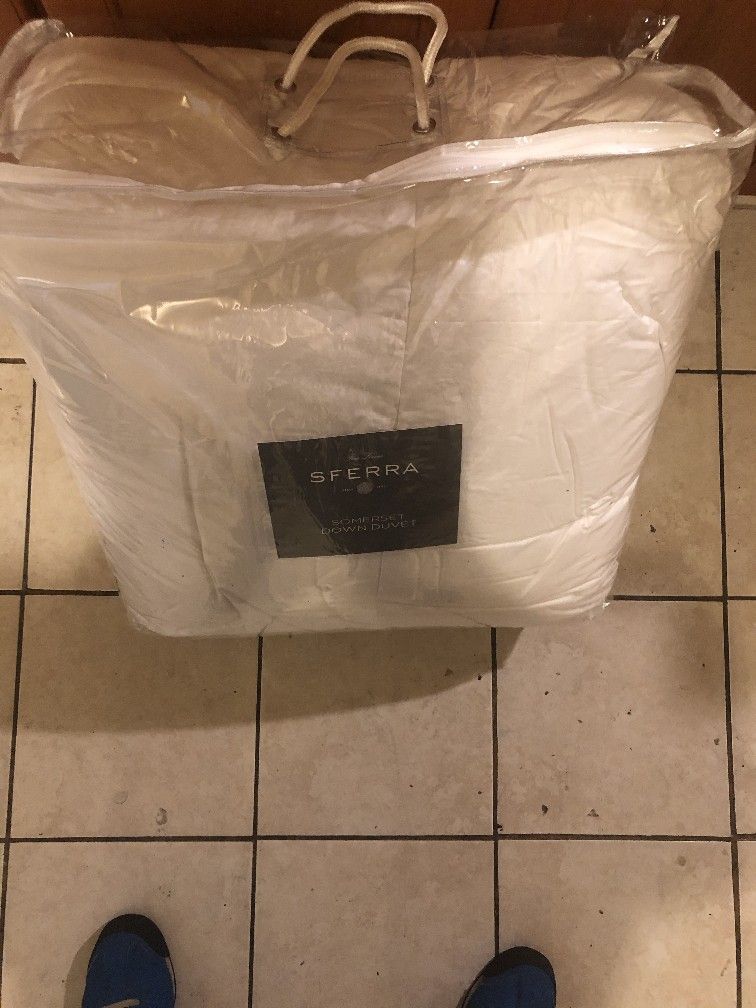 Seferra King Comforter Somerset