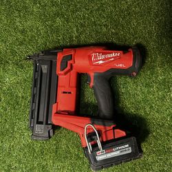 M18 FUEL 18-Volt Lithium-Ion Brushless Cordless Gen II 18-Gauge Brad Nailer & 18-Volt Lithium-Ion High Output Battery Pack 6.0Ah