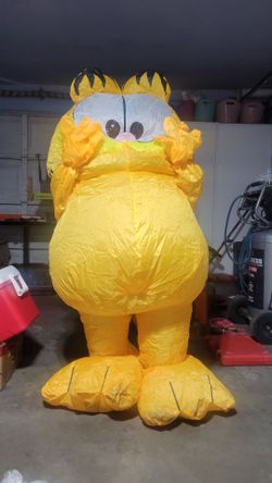Costume