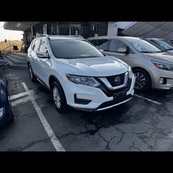 2017 Nissan Rogue 