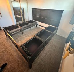 King bed frame + Dresser