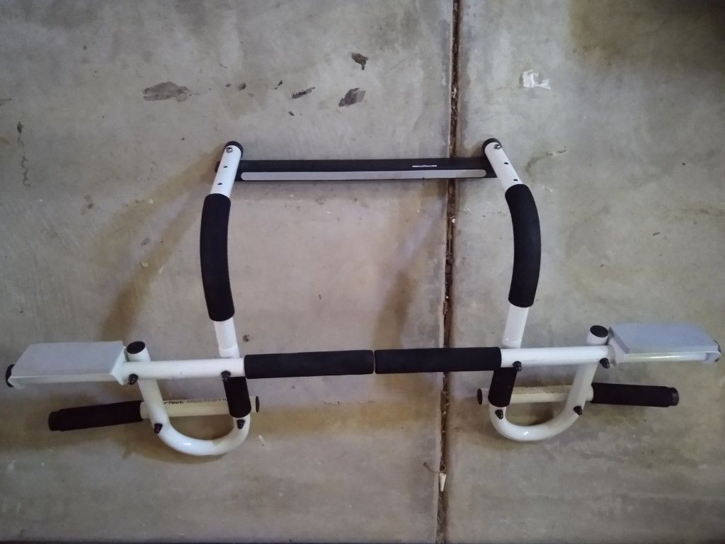 Perfect Multi Gym Pro Pull Up Bar