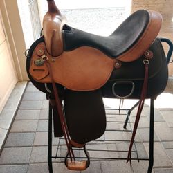  FABTRON Western Saddle