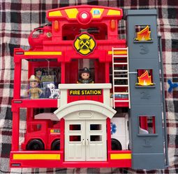 Fire station toy