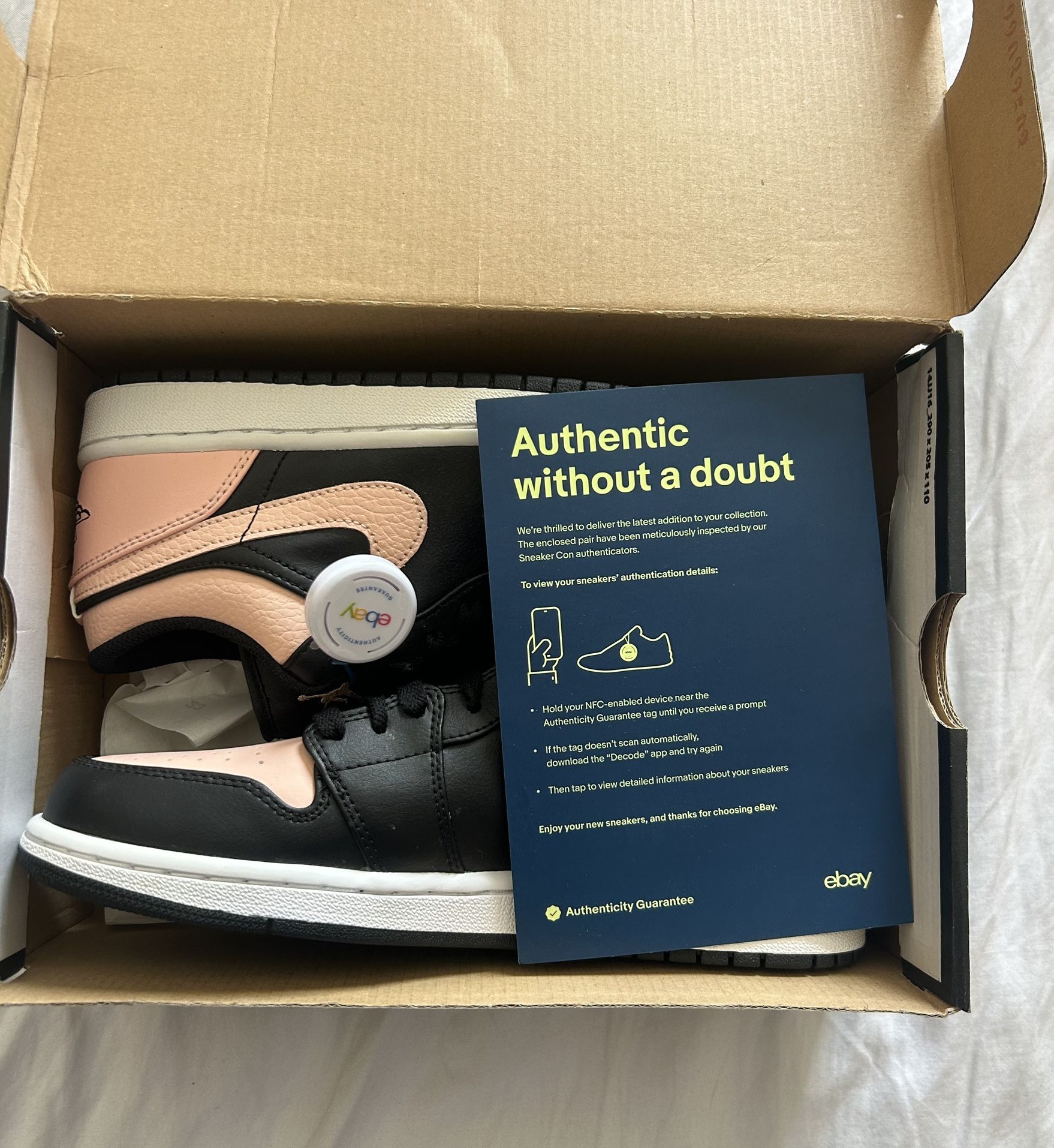 Jordan 1 Low Crimson Tint
