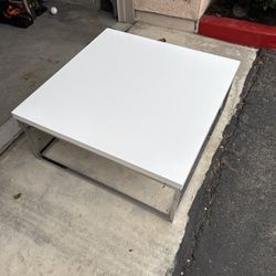 Coffee Table 35x35 Inches 