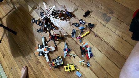 Mixed LEGO Sets Lot with Minifigures