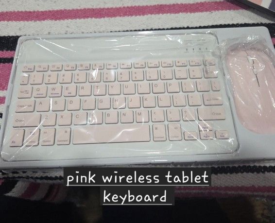 Wireless Bluetooth tablet keyboard