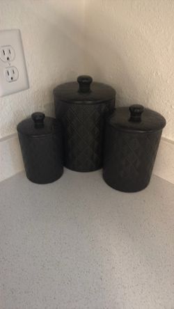 Kitchen containers