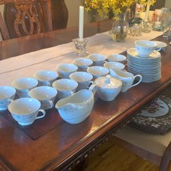 Vintage English Garden Fine China. 1221 Floral Pattern 