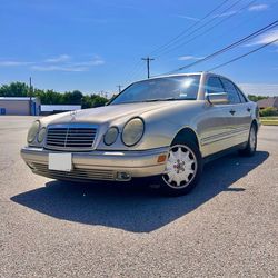 1999 Mercedes E320
