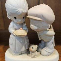 Precious Moments "Sweeter as the Years Go By" Figurine