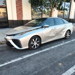 2020 TOYOTA MIRAI