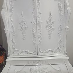 VERSACE MANSION Dorothy Draper Hand Carved  Bedroom  Set Collectible Wood Pd $10000/ $1700 Takes It Aventura Pick Up Cash Zelle  Magnificent  