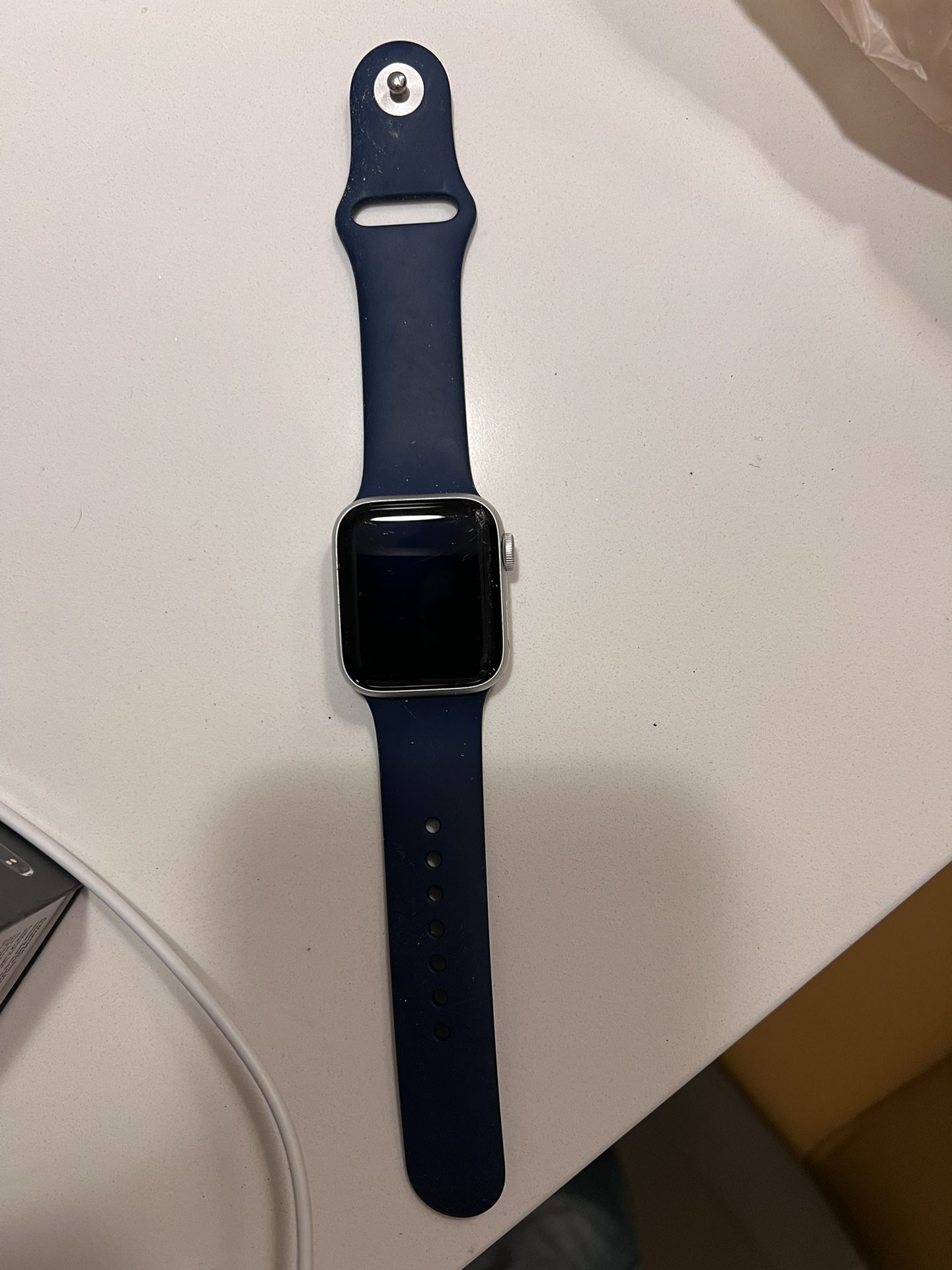 Apple Watch SE $150