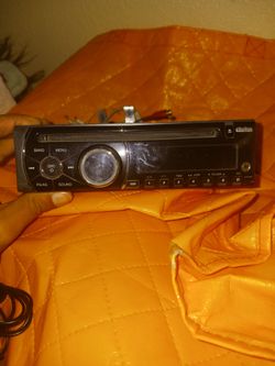 Clarion Cz100eg Cz 100 Eg Original Car Radio