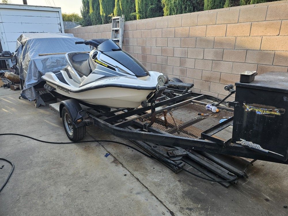 Honda Aquatrax And Doubel Ski Zieman Trailer 