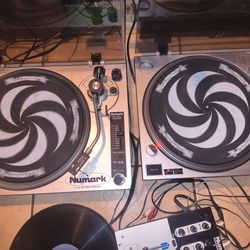 Numark turntables