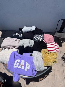 Ropa clothes $1