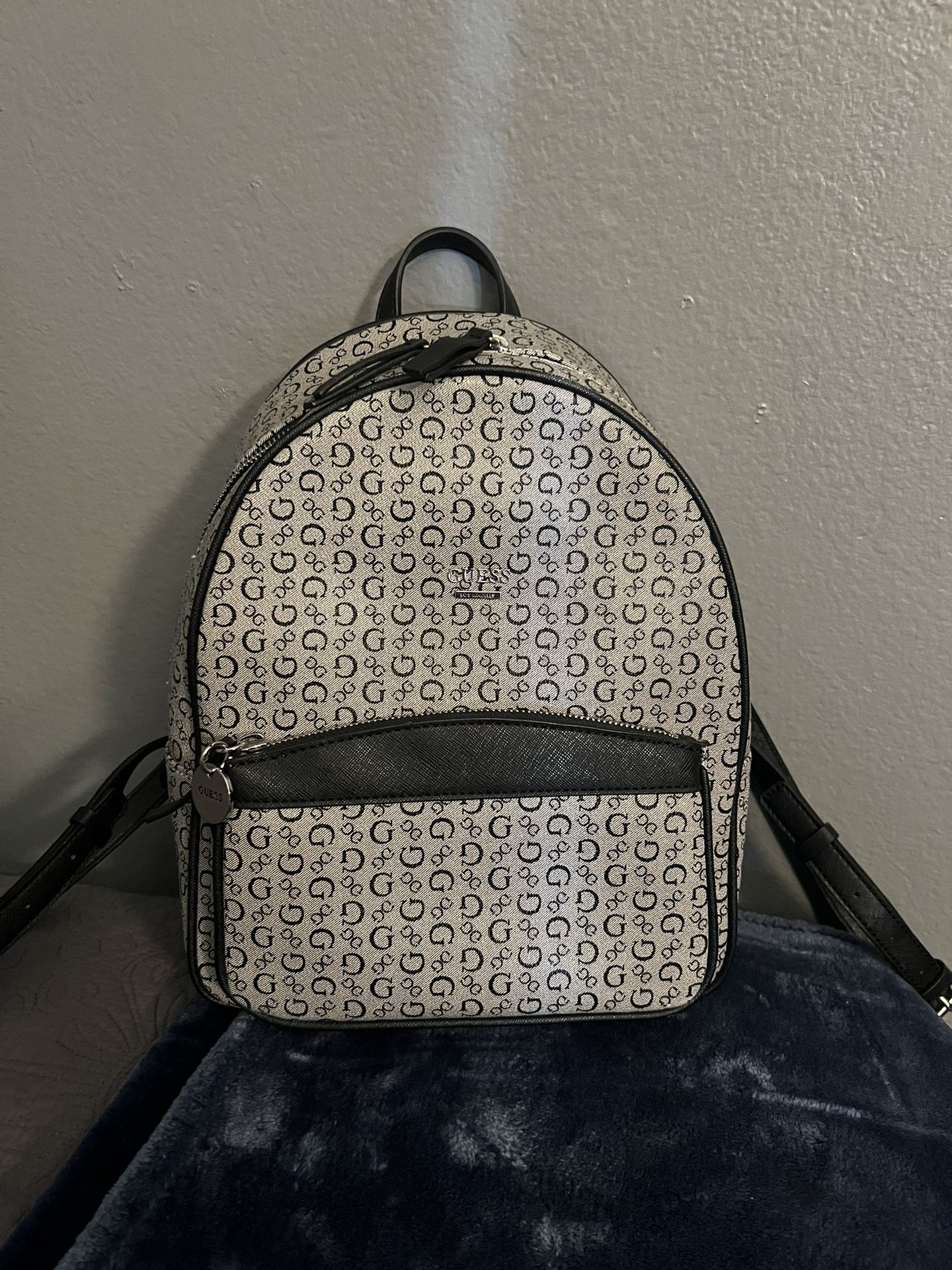 Guess mini backpack