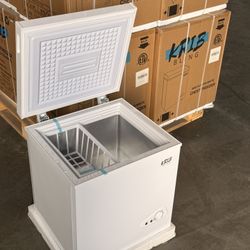 New🔥🔥 3.5 Cu.Ft Chest Freezer Compact Deep Freezer with Top Mini 7 Gears Temperature Control Open Door and Removable Storage Basket White