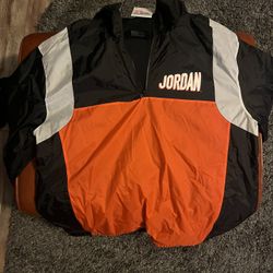 Jordan Windbreaker Black/Orange/White S-Medium
