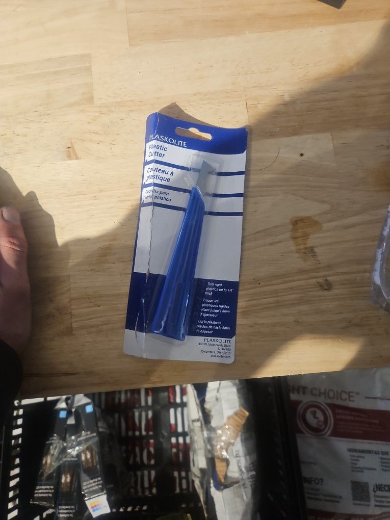 Plastic Cutters