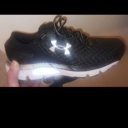 Under Armor Shoes  Size Brand New Still Never Worn.