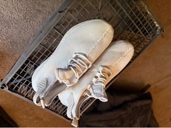 Running Shoes