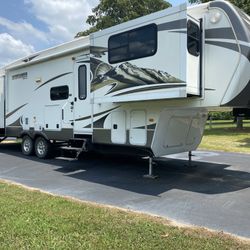 2013 Keystone Mountaineer  FL