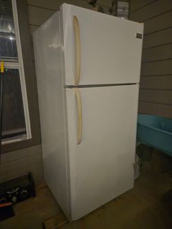 Frigidaire Refrigerator
