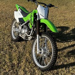 2022 KLX140R