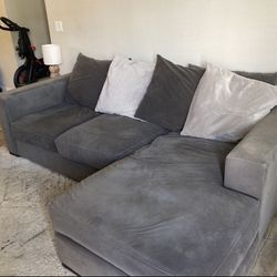 Small/Medium Sized Gray Sectional! 