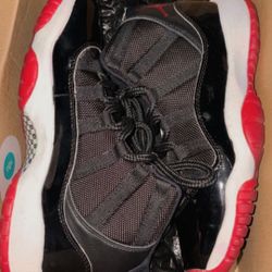 Bred Jordan 11s (5.5y)