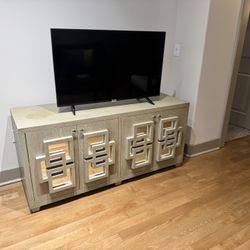 Designer TV Console – Light Wood w/ Geometric Doors