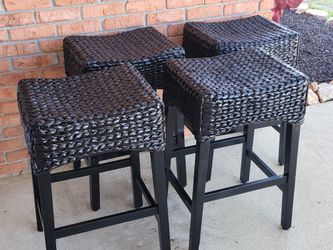 Bar Height Barstools 