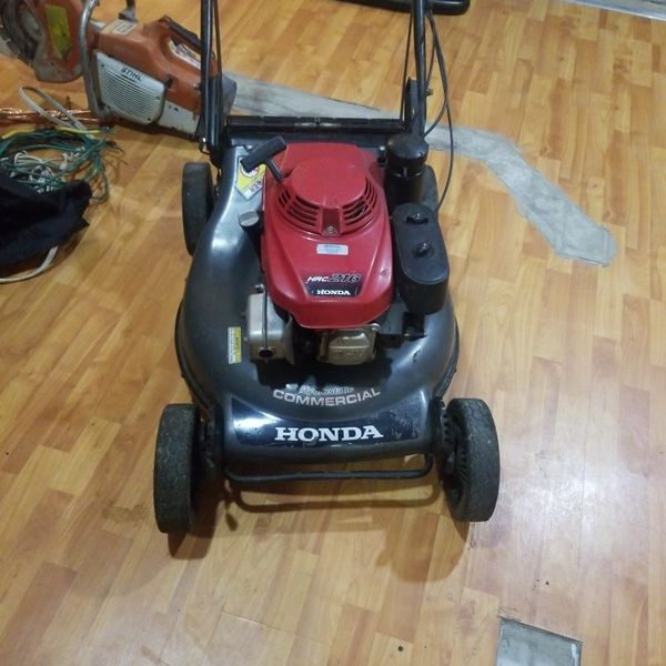 Honda Hrc 216 Lawn Mower for Sale in Tacoma, WA - OfferUp