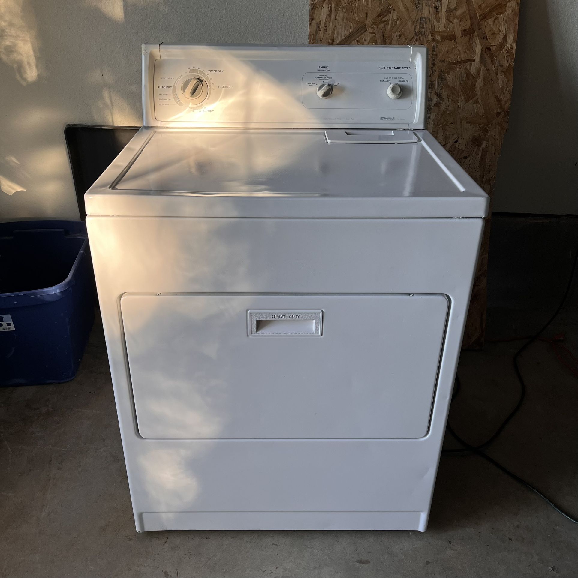 Kenmore Electric Dryer Works Great