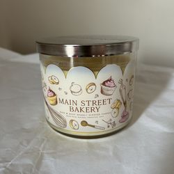 Bath And Body Works Candle 