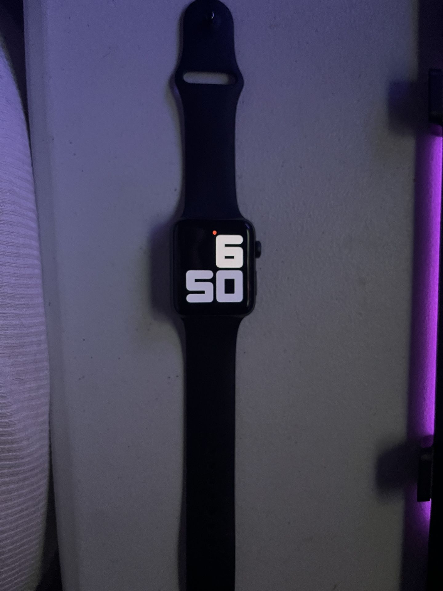 Apple Watch Series 3 42MM Aluminum