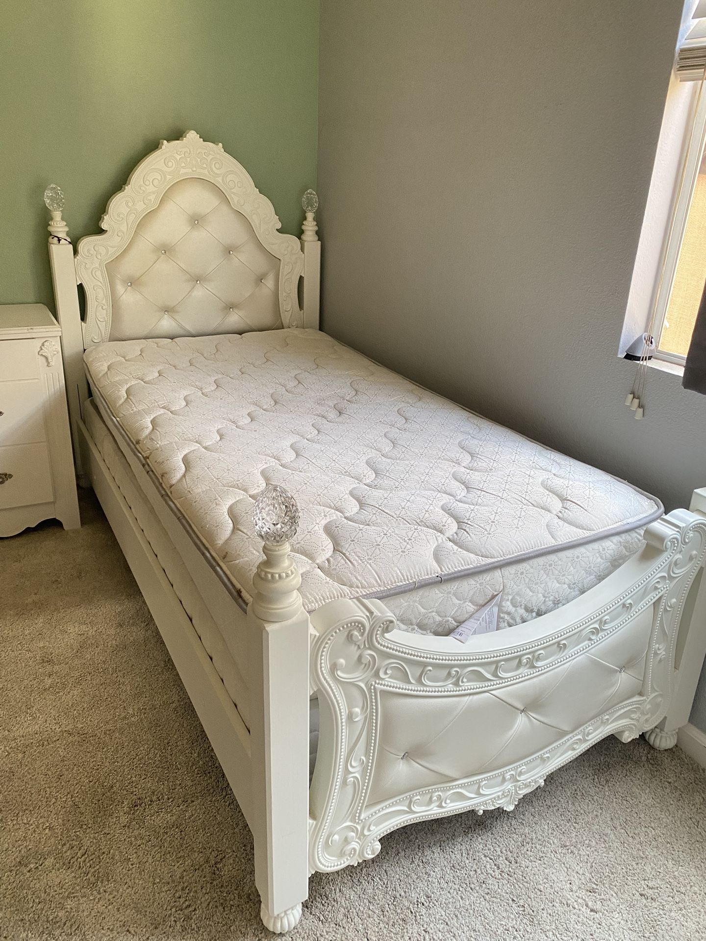 Girls Bedroom Set