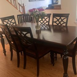Dining Table For 6 W/matching  Hutch