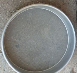SIEVE/FLOUR SIFTER