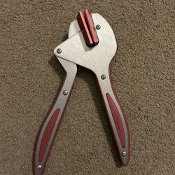 VTG “QuicKutz” Paper Squeeze Cutting Tool, Excellent Condition