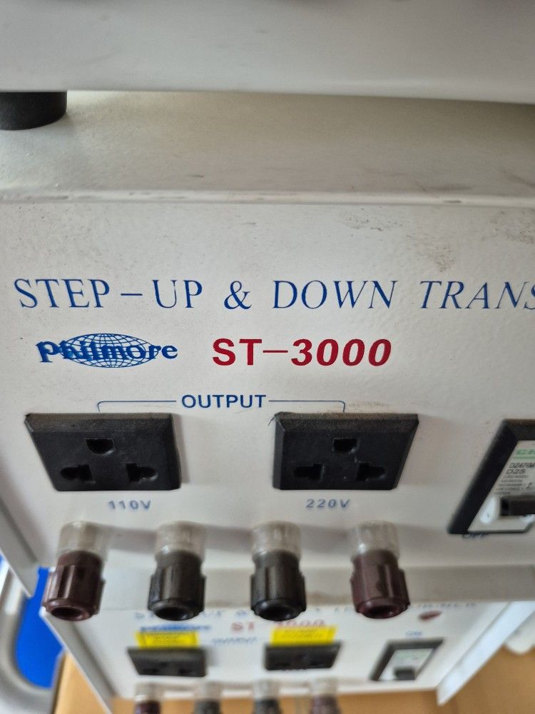 Philmore Step Up & Down Transformer ST-3000